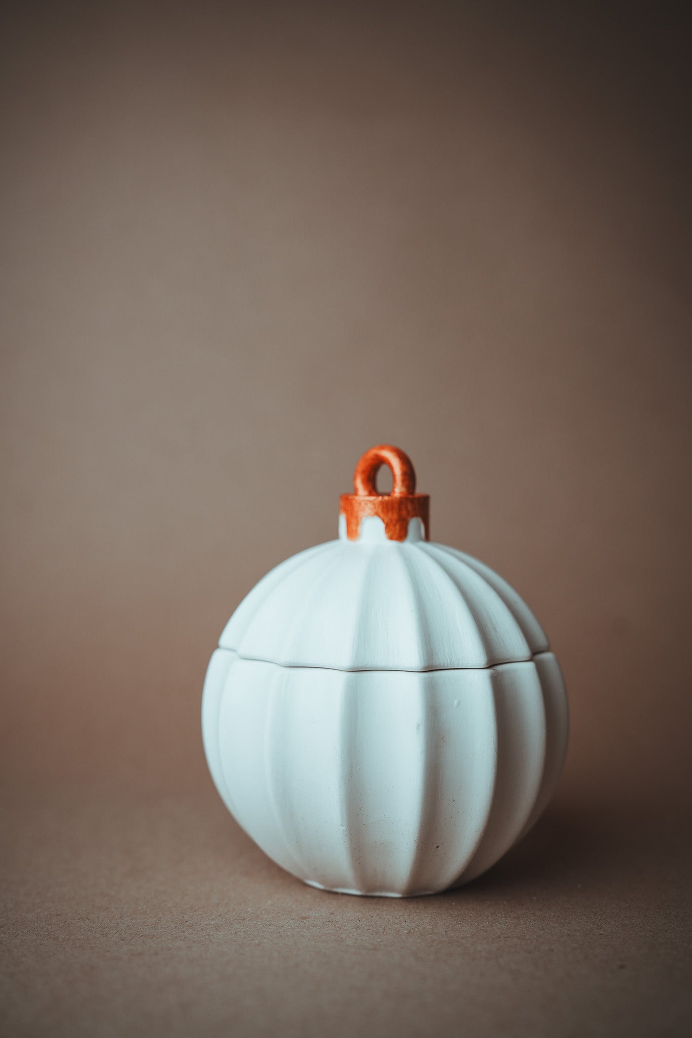 Ģipša bumba (plaši rievota)