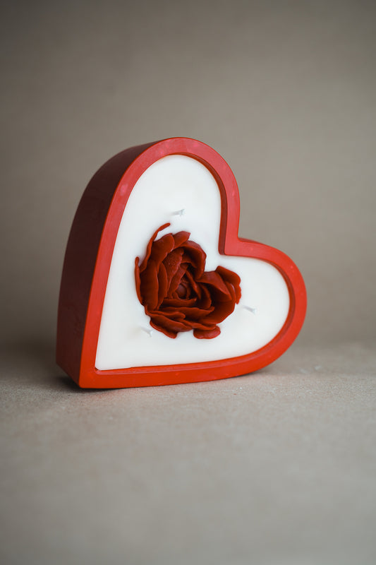 Plaukstošā sirds | sojas vaska svece